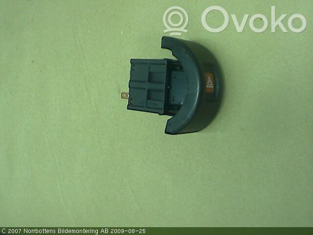 Opel Astra G Botón interruptor de luz de peligro 