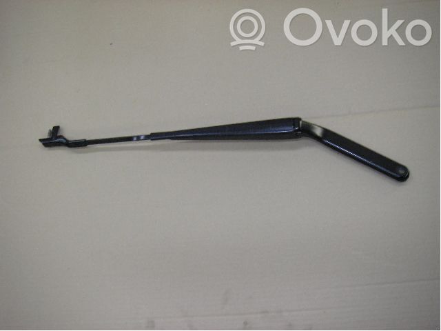 BMW X5 E70 Front wiper blade arm 