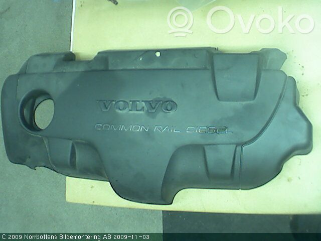 Volvo V70 Engine cover (trim) 