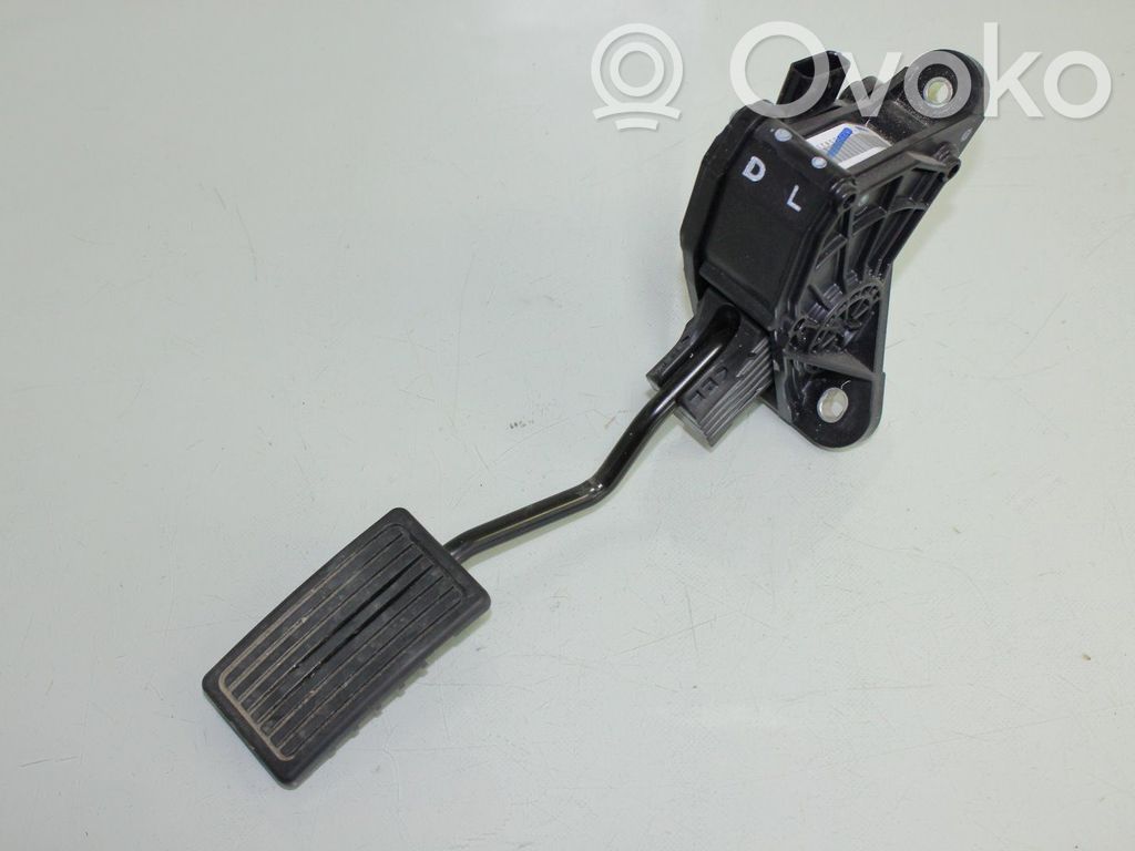 Honda CR-V Accelerator throttle pedal 