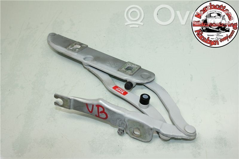 BMW 3 E46 Tailgate/trunk/boot hinge 