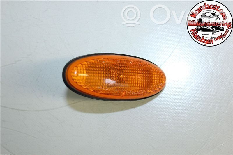 Mazda 323 F Front fender indicator light 