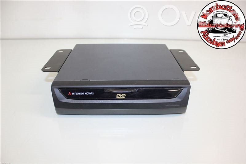 Mitsubishi Pajero GPS navigation control unit/module 