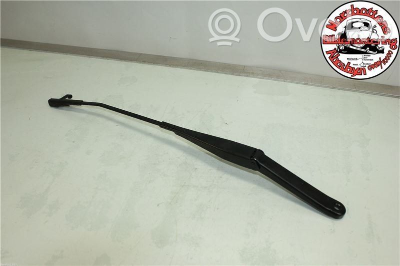Ford Focus Front wiper blade arm 