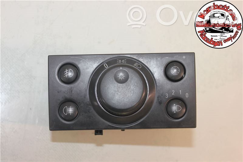 Opel Vectra C Light switch 