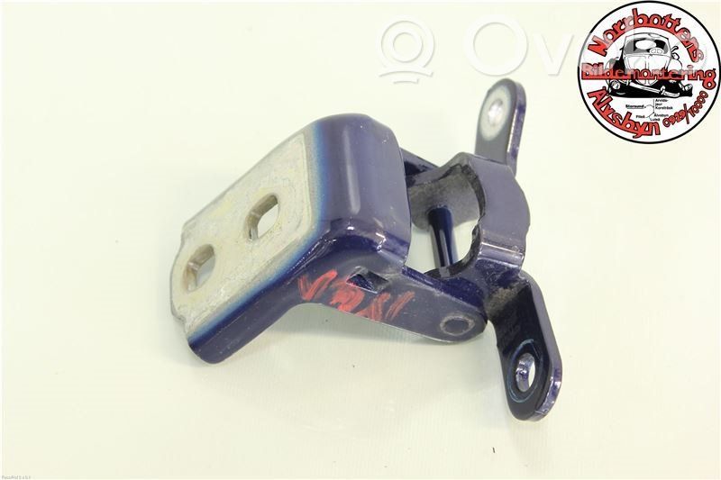 Opel Insignia A Rear door lower hinge 