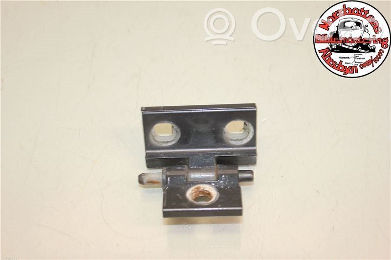 Volvo XC90 Front door lower hinge 