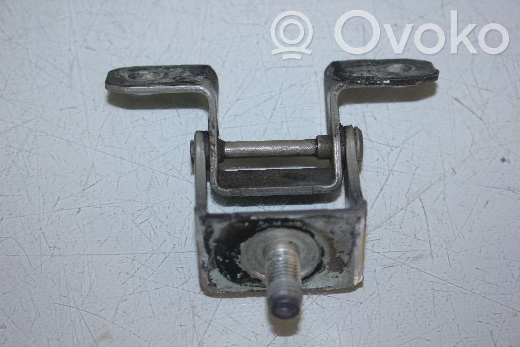 Nissan Note (E11) Tailgate/trunk/boot hinge 