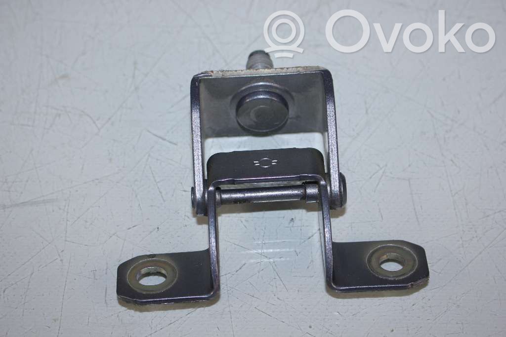 Tailgate/trunk/boot hinge   904001U60C