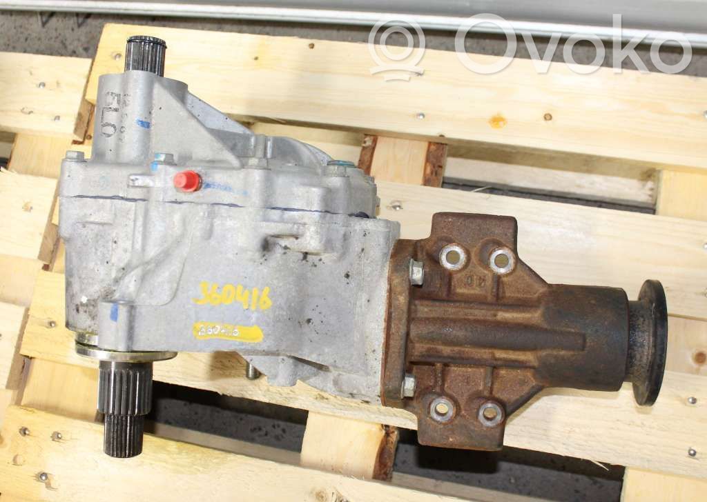 Suzuki SX4 Carcasa de la caja de transferencia 