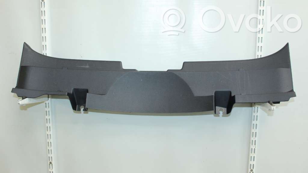 Mitsubishi Lancer X Moldura protectora del borde trasero 