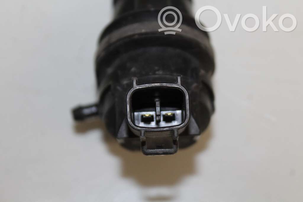 Mazda 6 Windscreen/windshield washer pump 