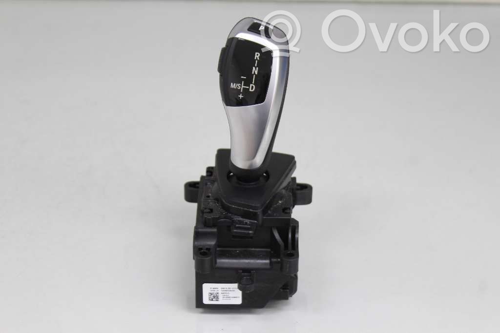 BMW 3 F30 F35 F31 Pavarų perjungimo mechanizmas (kulisa) 