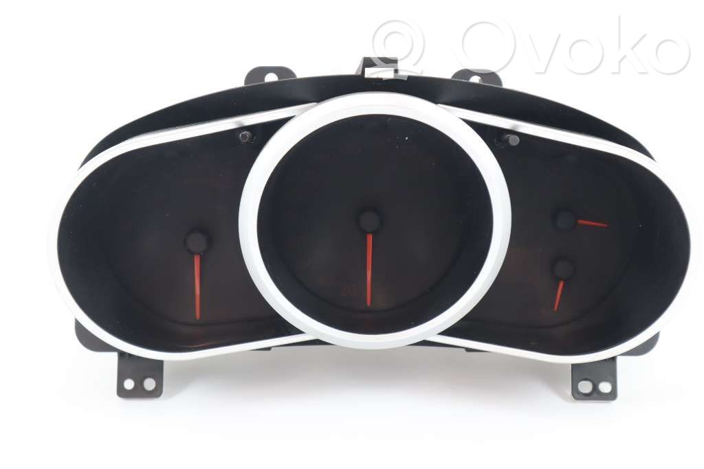 Mazda CX-7 Speedometer (instrument cluster) 