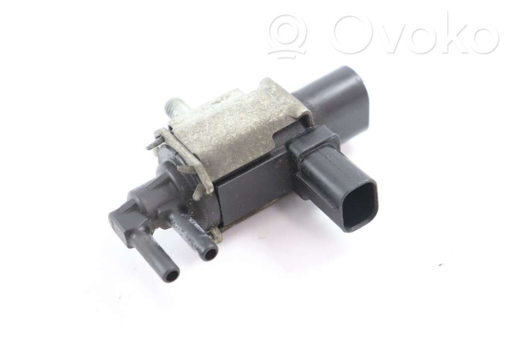 Volvo V50 Válvula de vacío 