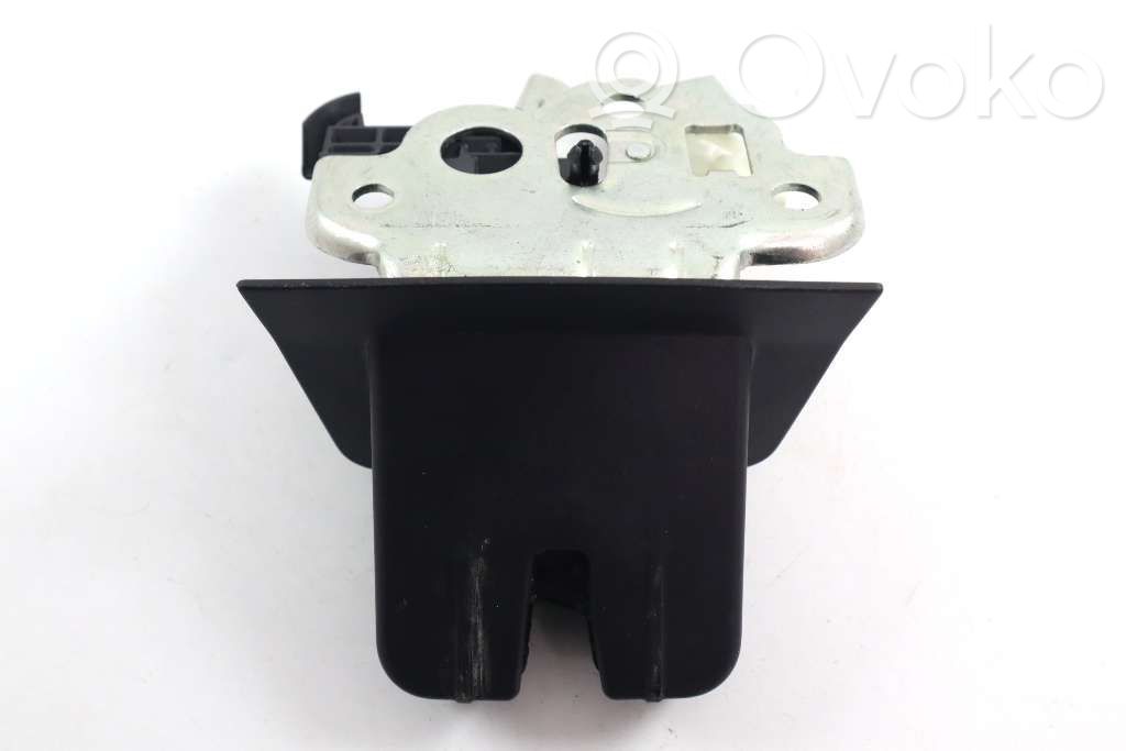 Tailgate/trunk/boot lock/catch/latch   8U0827520