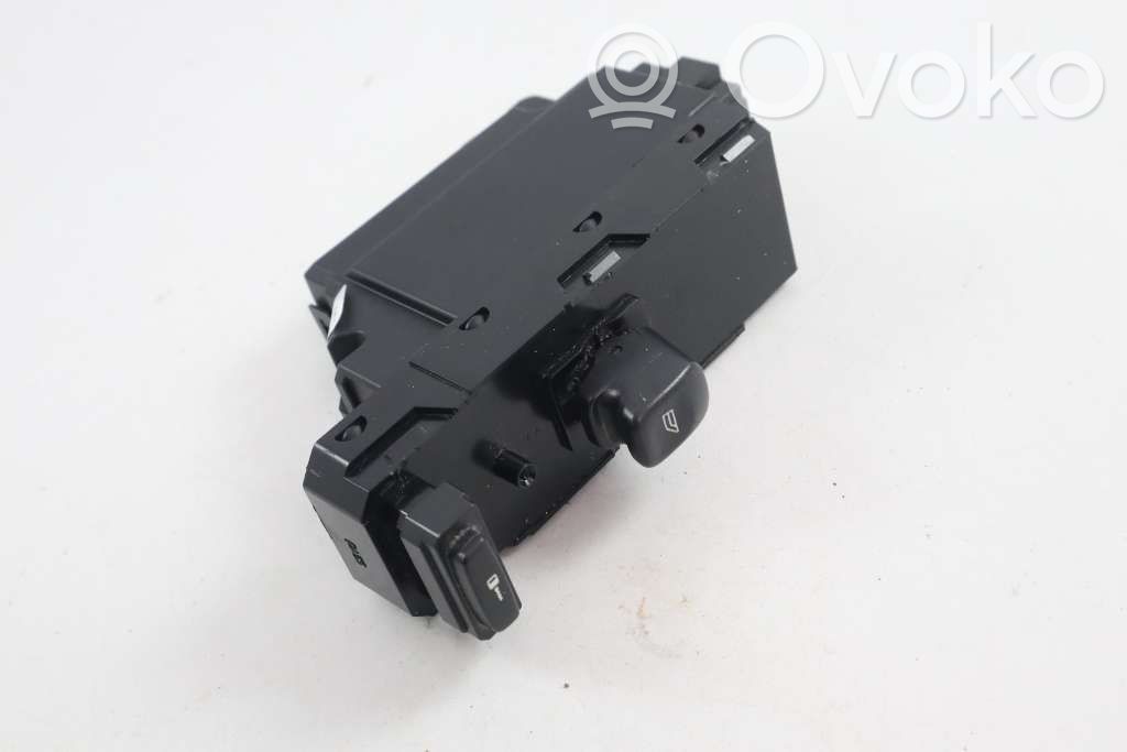 Electric window control switch   31334465,30798805