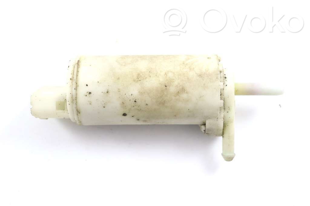 Volvo 940 Windscreen/windshield washer pump 