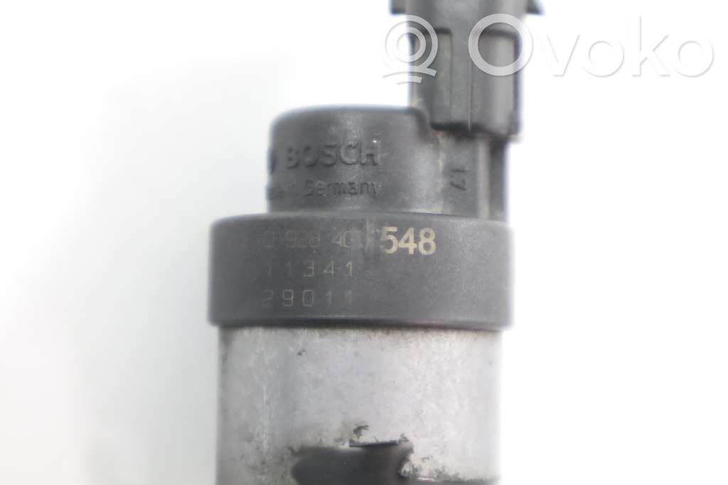 Regulator ciśnienia paliwa   30731748,0928400548