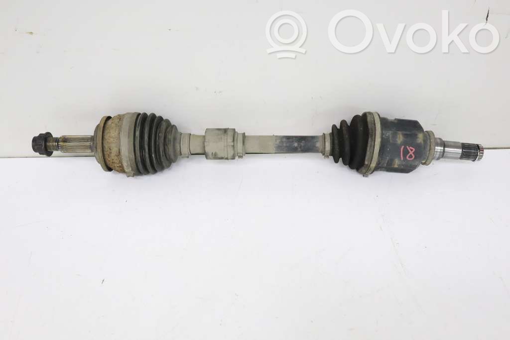 Toyota Auris E180 Eje de transmisión delantero 