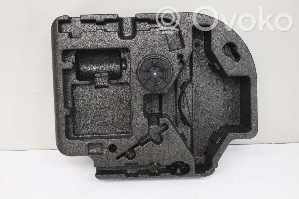 Volvo XC60 Tool box 