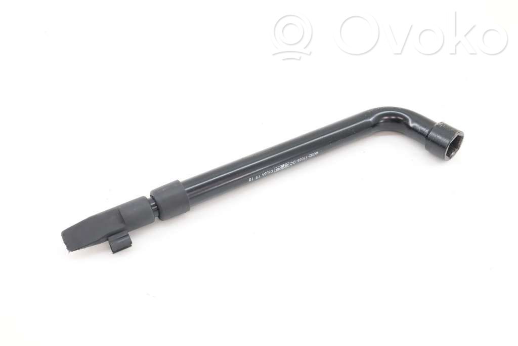 Volvo V70 Tool set 