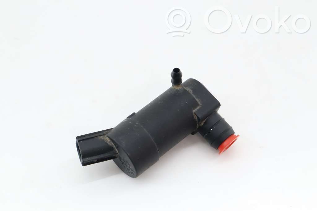 Windscreen/windshield washer pump   31349235