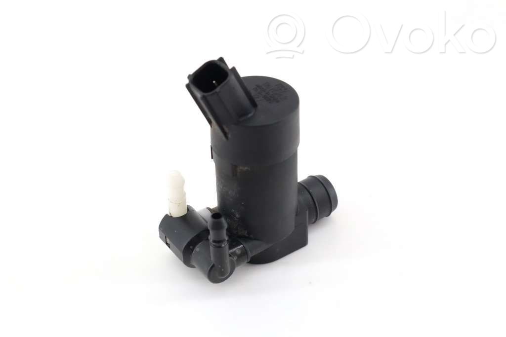 Windscreen/windshield washer pump   31349228