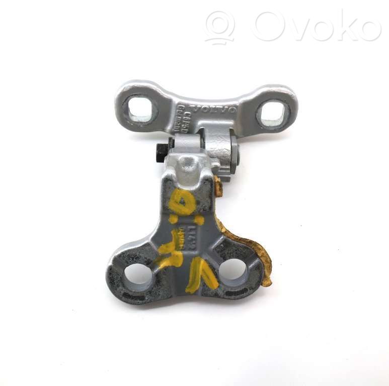 Volvo V50 Front door upper hinge 