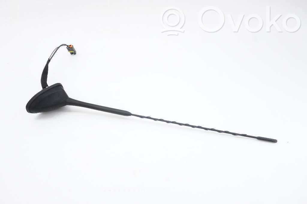 Ford C-MAX II Antena radiowa 