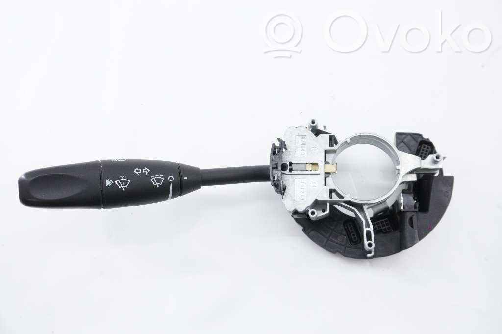 Chrysler 300 - 300C Indicator stalk 