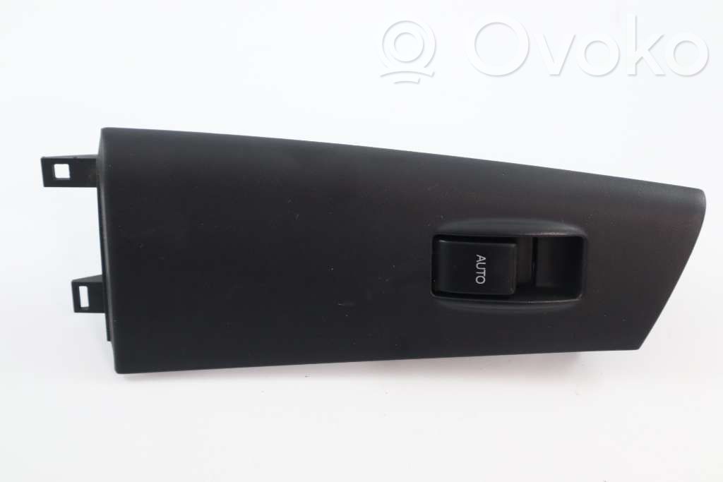 Toyota Corolla E120 E130 Electric window control switch 
