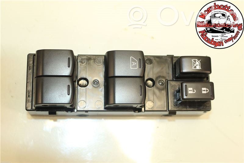 Electric window control switch   254013VV0B