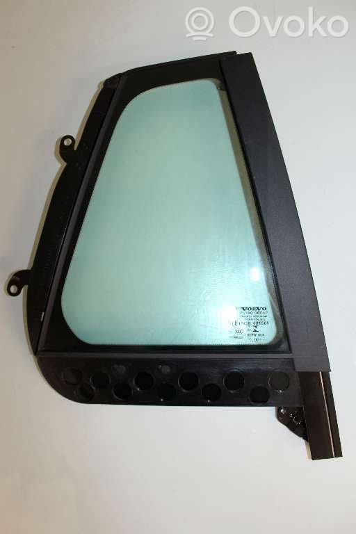 Ventanilla de ventilación de la puerta trasera   31385451