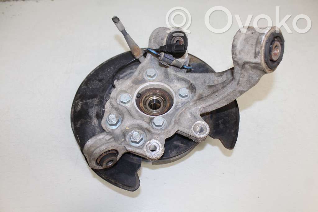 Front wheel hub