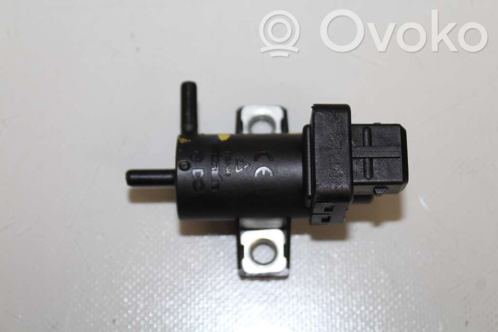 Válvula de vacío   8200762162,8200762162