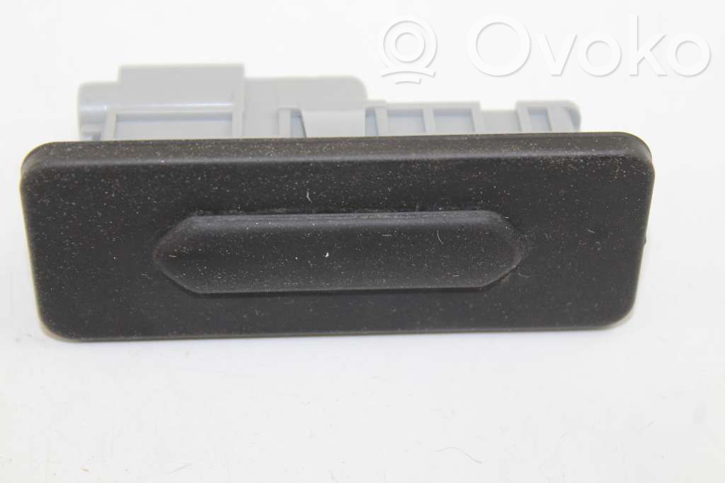 Tailgate/boot open switch button   906069264R,906069264R