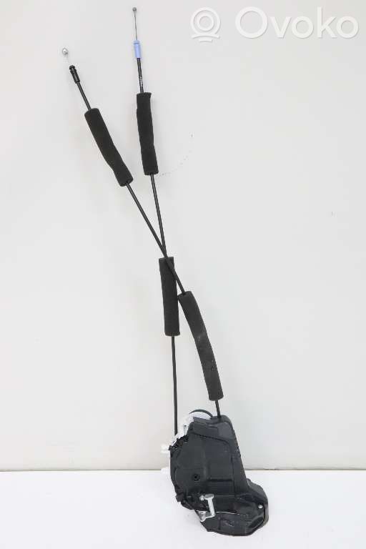 Subaru Outback (BS) Rear door lock 