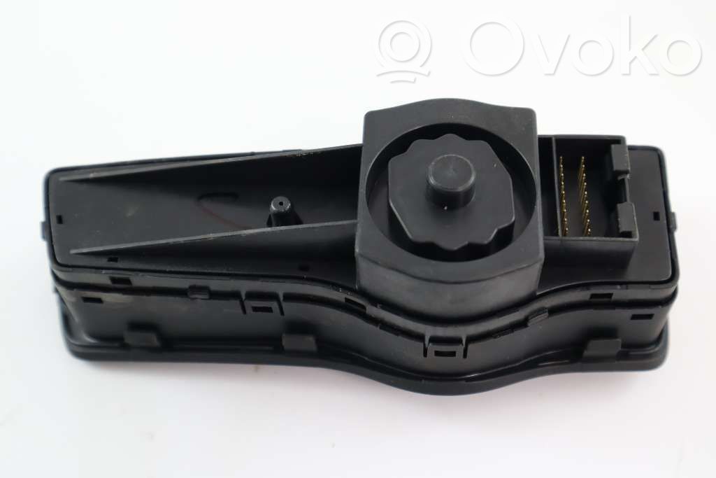 Interrupteur d’éclairage   933003Z200,39R1031000,933003Z050