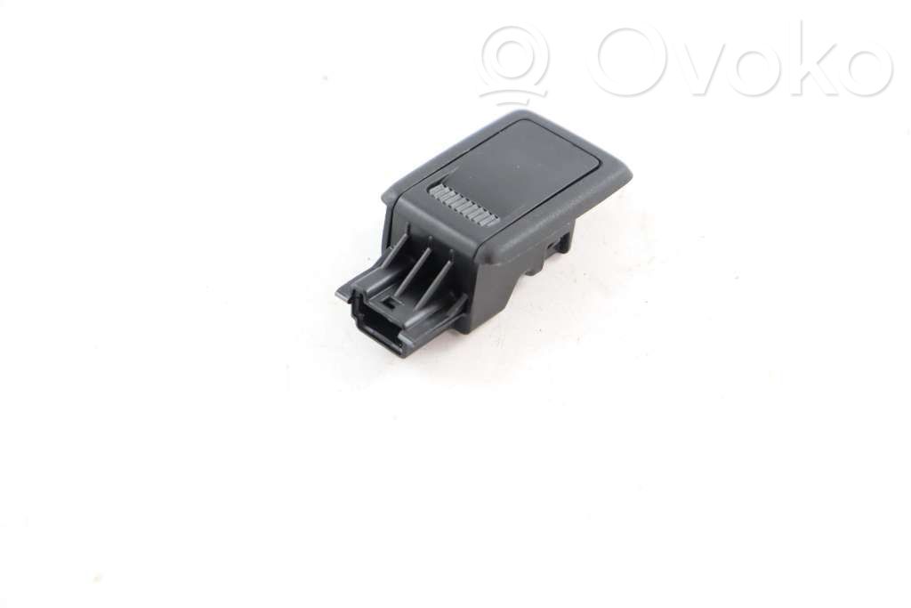 Volvo V60 Luz interna puerta delantera 