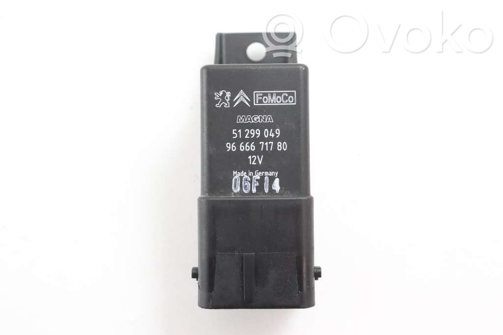 Volvo V60 Ignition relay 