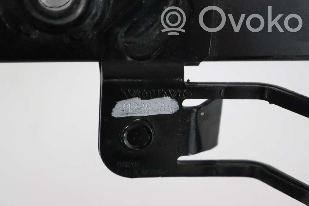 Volvo V40 Coil spring mount 