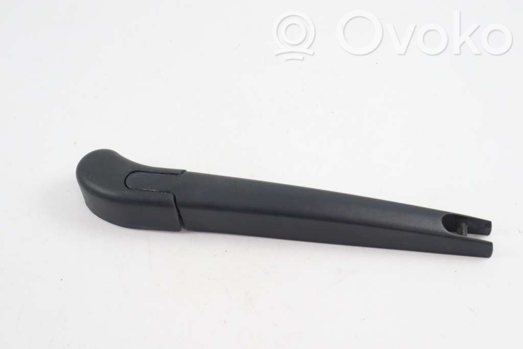 Brazo del limpiaparabrisas trasero   98811A2000