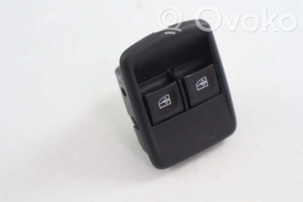 Renault Trafic III (X82) Electric window control switch 