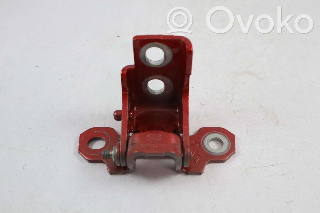 Renault Captur Front door upper hinge 