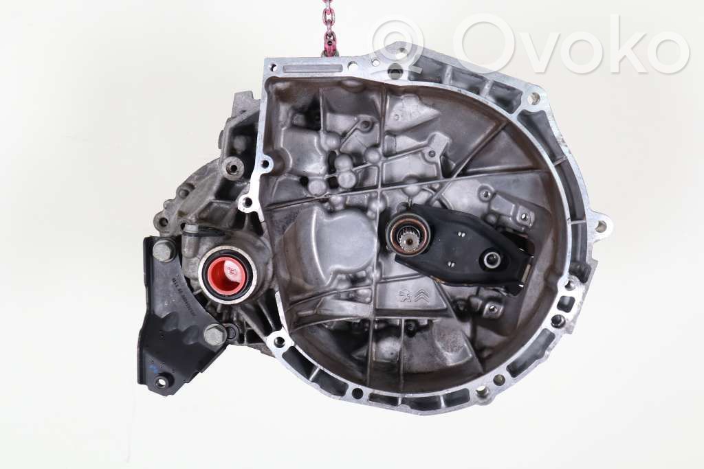 Peugeot 208 I Manual 5 speed gearbox 
