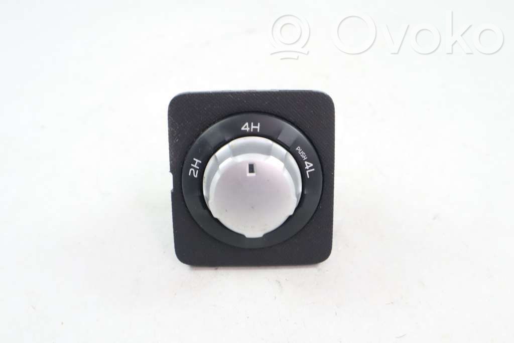 Isuzu D-Max Differential lock switch 