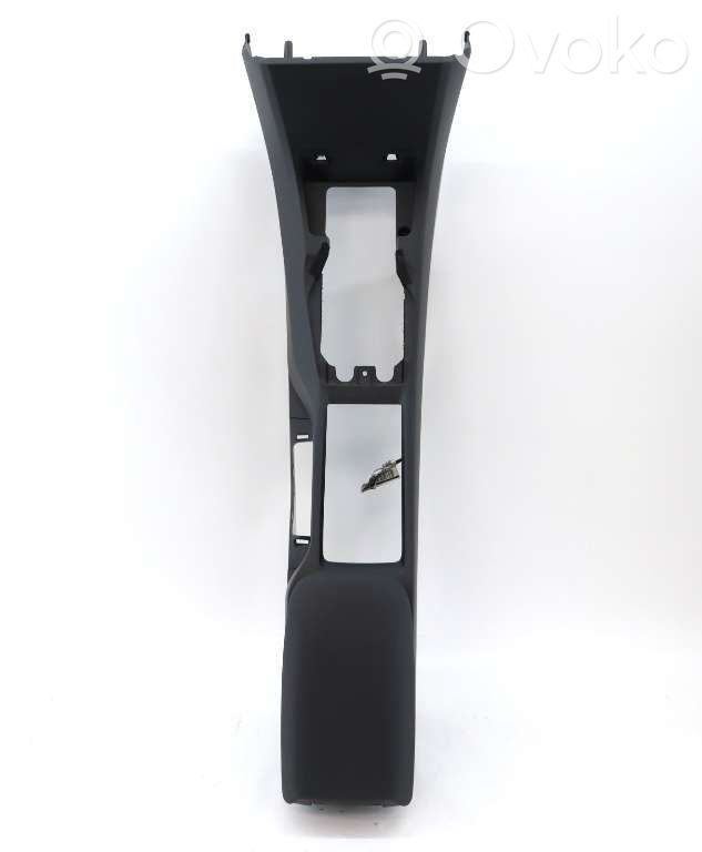Armrest   31389451