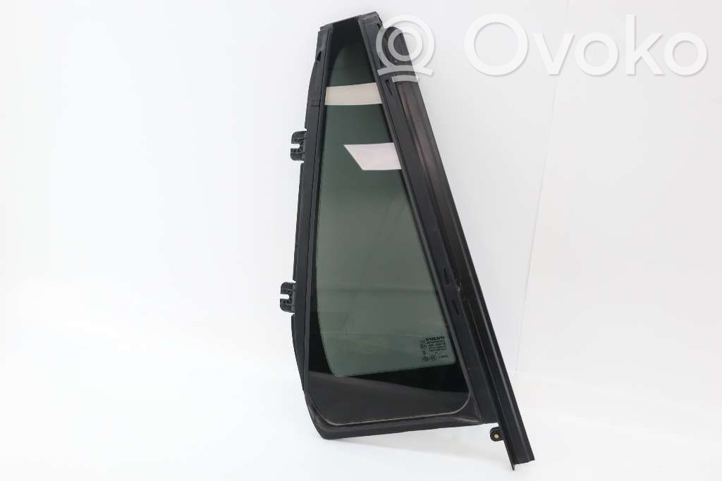 Volvo XC90 Ventanilla de ventilación de la puerta trasera 