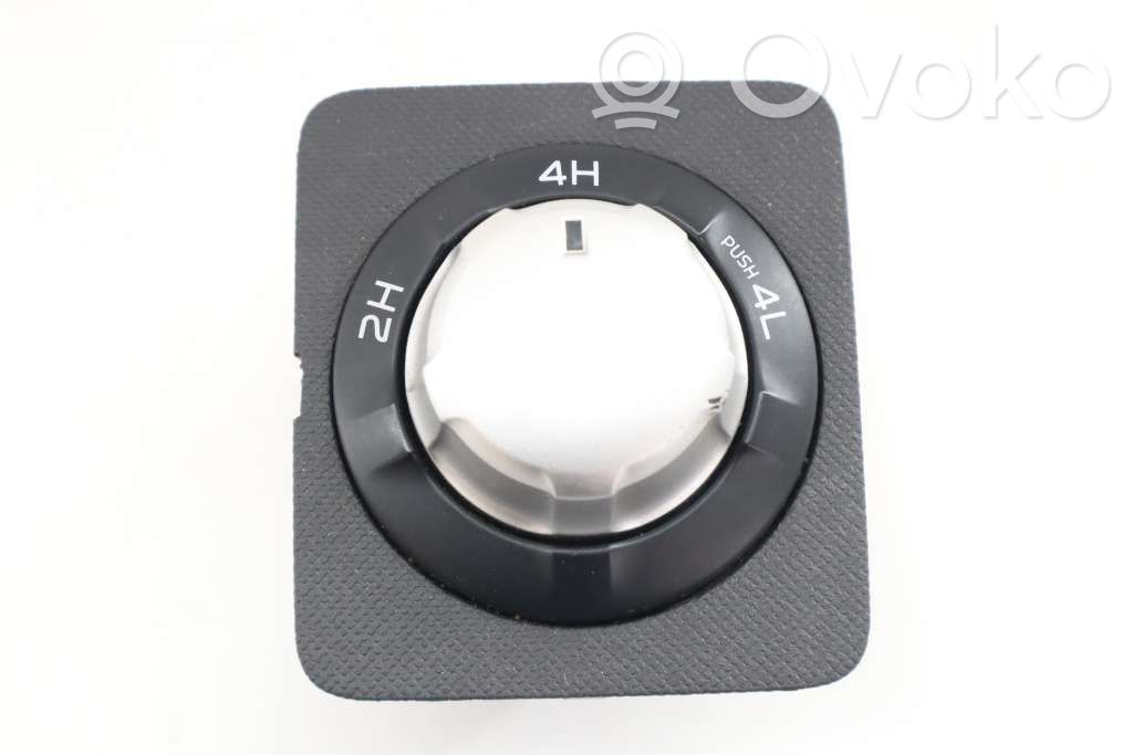 Isuzu D-Max Differential lock switch 